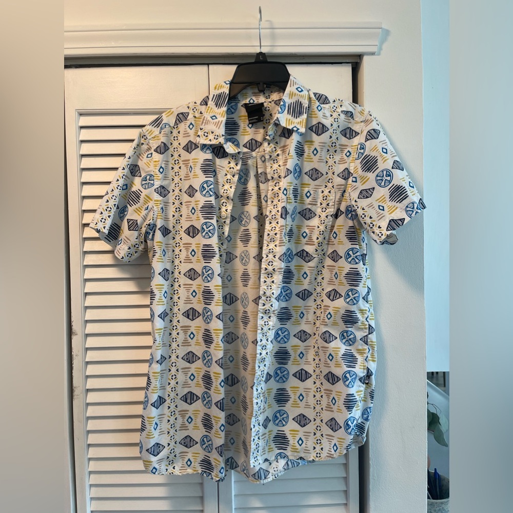 North Face Men’s button down shirt